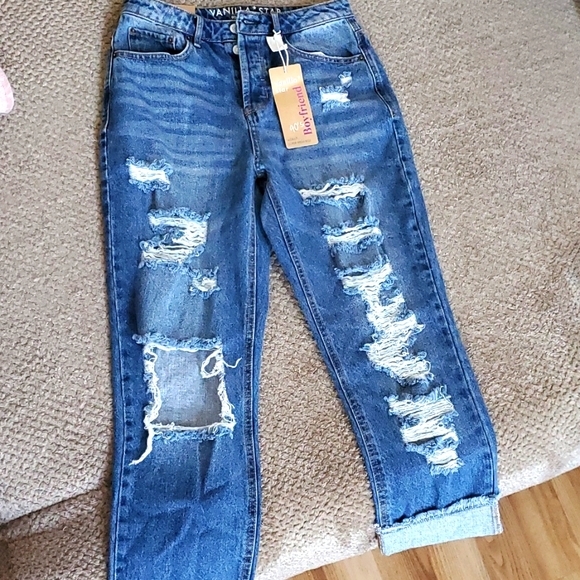Jeans - Picture 1 of 5